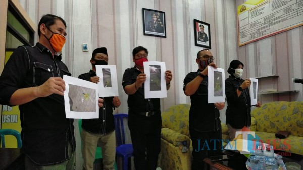 Komisioner KPU Kota Blitar mendatangi Mapolres Blitar Kota.(Foto : Aunur Rofiq/BlitarTIMES)