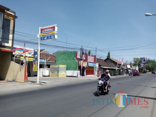 Salah satu ritel modern yang berada dekat Pasar Boyolangu (Joko Pramono for JatimTIMES)
