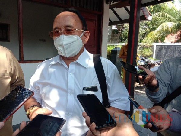 Plt Sekretaris BPWS, saat diwawancarai (foto/redaksi bangkalantimes.com)