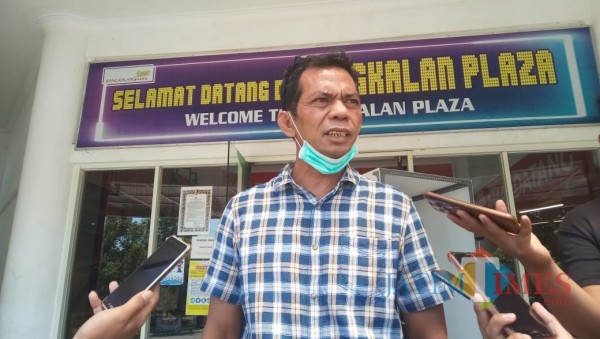 Mahmudi, Anggota Komisi A DPRD Bangkalan usai lakukan sidak di MPP Bangkalan (foto: redaksi bangkalantimes.com)
