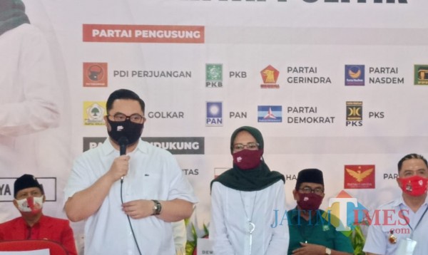 Pasangan Bapaslon Dhito - Dewi saat deklarasi beberapa waktu lalu.(eko arif s/Jatimtimes)