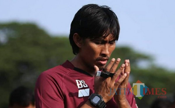 Pelatih Persik Kediri Budi Sudarsono (foto: istimewa)