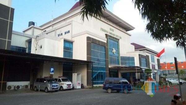 Tampak, gedung RSUD Syamrabu Bangkalan (foto/redaksi bangkalantimes.com)