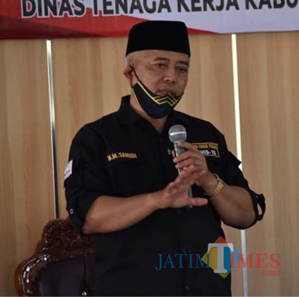 Bupati Malang HM Sanusi saat menjelaskan keputusan pengurangan pokok ketetapan PBB-P2 tahun 2020 (Foto : Istimewa)