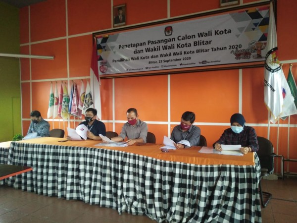 KPU gelar rapat pleno penetapan paslon pilkada Kota Blitar secara tertutup
