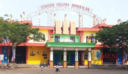 Tampak depan, Stadion Gelora Bangkalan (SGB) (foto/istimewa)