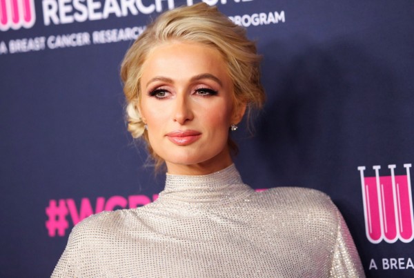 Paris hilton: Foto: Page Six)