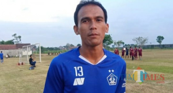 Faris Aditama, kapten kesebelasan Persik Kediri.(eko arif s/Jatimtimes)