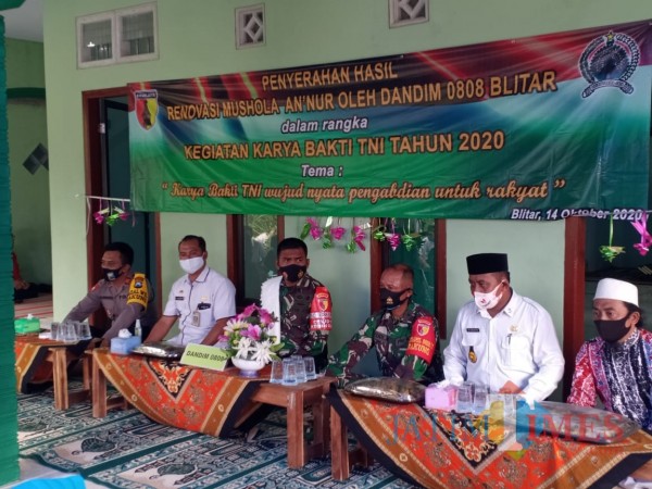 Dandim 0808/Blitar Letkol Arh Dian M meresmikan Musholla An-Nur di Desa Tumpak Kepuh