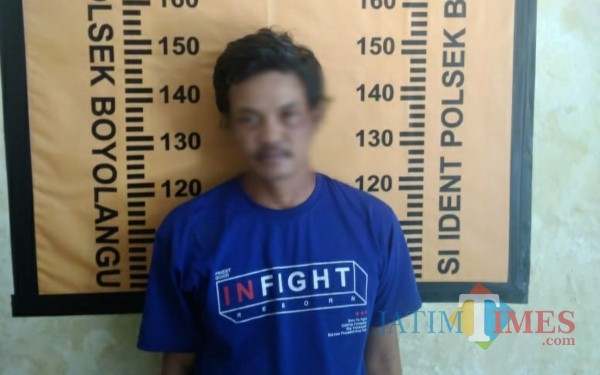 Pelaku RJ ditahan di Polsek Boyolangu / Foto : Dokpol / Tulungagung TIMES