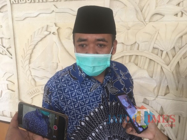 Plt Ketua DPRD Kabupaten Malang, Sodikul Amin saat mengkritisi capaian Pemkab Malang selama 5 tahun pemerintahan (Foto : Ashaq Lupito / MalangTIMES)