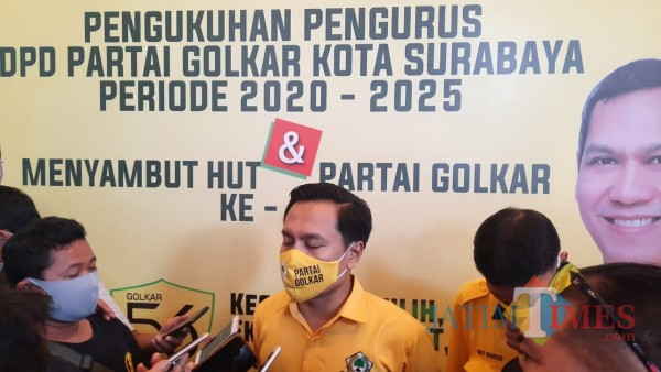 Ketua DPD II Golkar Surabaya Arif Fathoni