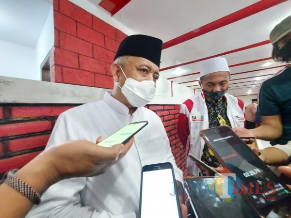 Calon bupati (cabup) Malang HM. Sanusi saat ditemui awak media beberapa waktu lalu. (Foto: Tubagus Achmad/MalangTimes)