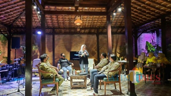 Pertemuan Bupati dan Wabup Lumajang dengan JK-OEJ (Foto : Kominfo / Jatim TIMES)