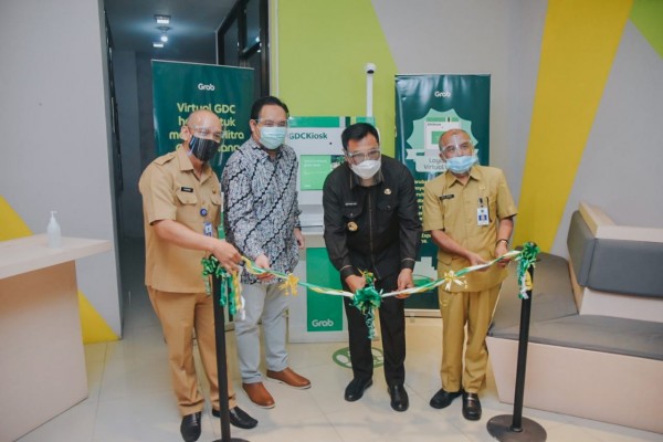 Peresmian layanan Virtual Grab Driver Center (Grab for MalangTIMES)