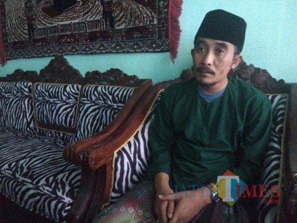 Inisiator Hari Santri Nasional dan Pengasuh Pondok Pesantren Babussalam-Pagelaran, KH. Thoriq Bin Ziyad saat ditemui awak media. (Foto: Dok. JatimTimes)