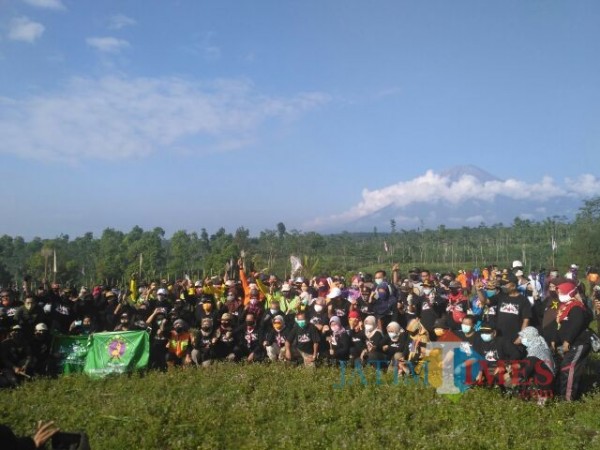 Program Tanam 2000 Pohon (Foto: Bramastyo Dhieka Anugerah / Jatim Times)