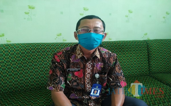 Mundiyar, Camat Kalidawir / Foto : Anang Basso / Tulungagung TIMES