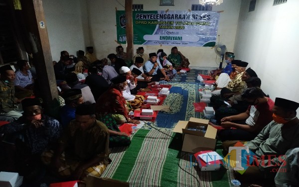 Suasana Reses Anggota DPRD Tulungagung, Endriyani / Foto : Anang Basso / Tulungagung TIMES