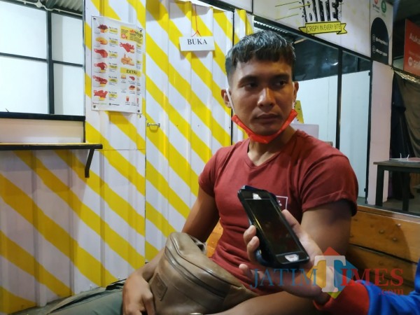 Hendro Siswanto saat dijumpai di gerai bisnis kuliner barunya (Hendra Saputra)