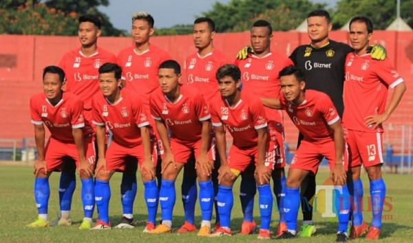 Para pemain Persik Kediri saat akan berlatih di Stadion Brawijaya. (Eko arif s/Jatimtimes)