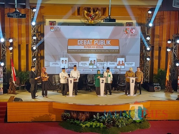 Ketiga kandidat Calon Bupati dan Wakil Bupati Malang saat menghadiri agenda debat publik kedua (Foto : Tubagus Achmad / MalangTIMES)