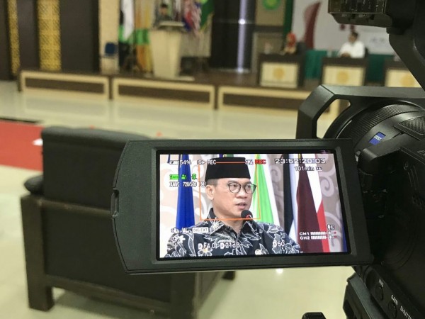 Ketua-Komisi-8-DPR-RI-H-Yandri-Susanto-SPt9ac3c14e5e7ad792.jpg