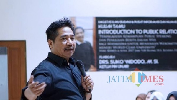 Akademisi Unair Drs Suko Widodo