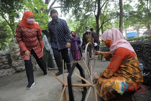 Gubernur Jatim Khofifah