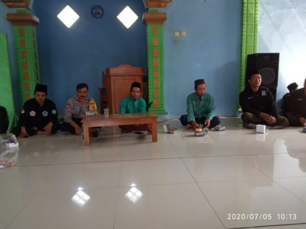 Jajaran Polres Madiun saat silaturahmi di salah satu Ponpes di Kecamatan Saradan.