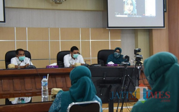 Sebanyak 46 kelurahan Kota Kediri mengikuti sekolah perempuan secara daring yang digelar Pemkot Kediri. (ist)