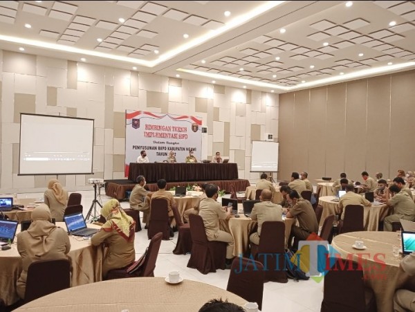 Kabupaten Ngawi melaksanakan pelatihan dan bimbingan teknis penginputan sistem informasi pemerintah daerah.