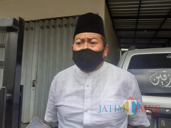 Calon Wakil Bupati Malang dari pasangan SanDi nomor urut 1, Didik Gatot Subroto saat menjelaskan tentang program unggulan Malang Makmur di sektor pendidikan, Patih Perwira (Foto: Dokumen MalangTIMES)