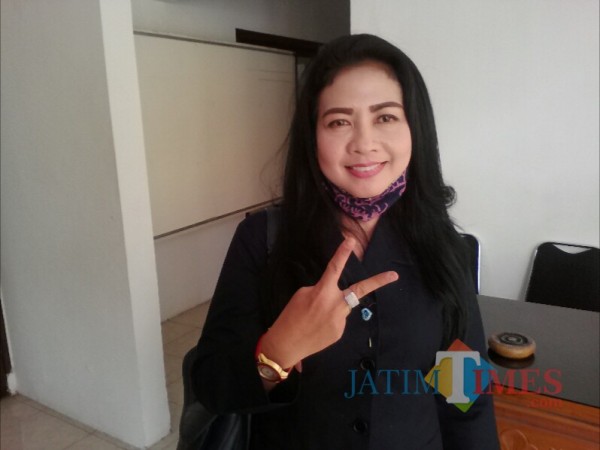 Ratih Nurhayati, anggota Fraksi Nasdem DPRD Banyuwangi. (Nurhadi Banyuwangi Jatim Times)