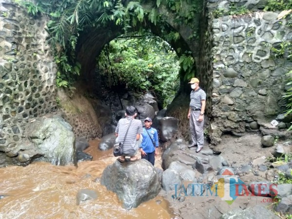 Lokasi jembatan Kalibendo (Sasak Jukung) desa Kampung Anyar kecamatan Glagah Banyuwangi Nurhadi Banyuwangi Jatim Times