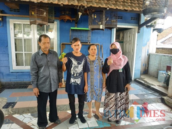 Salah satu penyandang disabilitas yang dirujuk ke PT Bina Grahita Tuban. (Hendra Saputra)