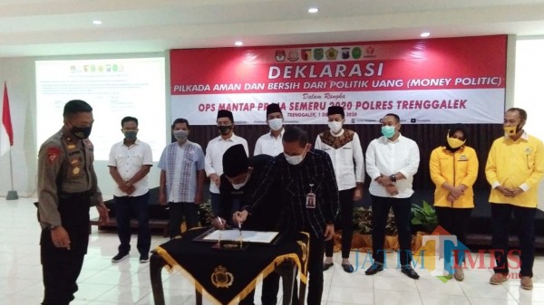 Penandatanganan deklarasi pilkada aman dan bersih dari money politik