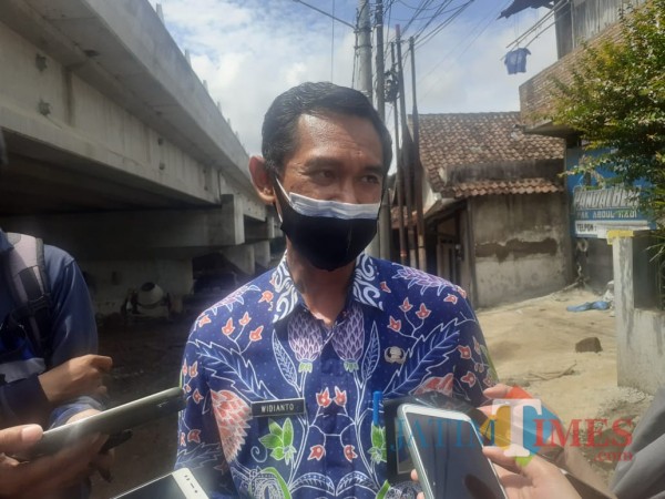 Kabag Humas Pemkot Malang Nur Widianto. (Arifina Cahyanti Firdausi/MalangTIMES).