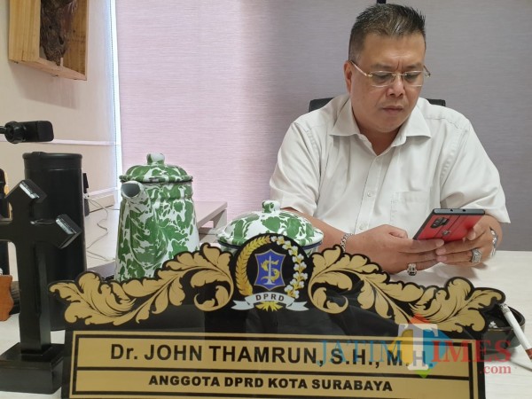 Anggota Komisi B DPRD Surabaya John Thamrun