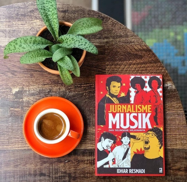 Buku Jurnalisme Musik dan Selingkar Wilayahnya.