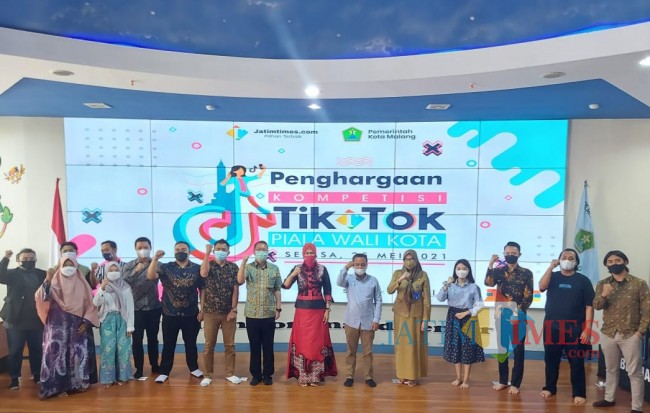 Suasana penghargaan Kompetisi TikTok Piala Wali Kota Malang 2021 di NCC Balai Kota Malang, Selasa (25/5/2021). (Tubagus Achmad/MalangTIMES).