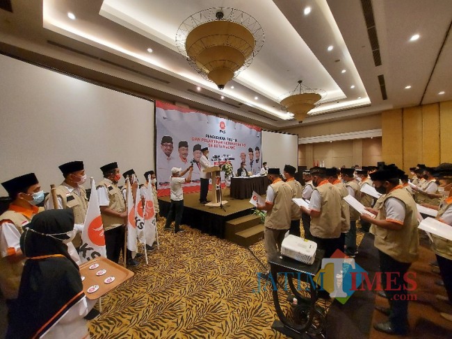 Pelantikan pimpinan ranting DPD PKS Kota Malang.