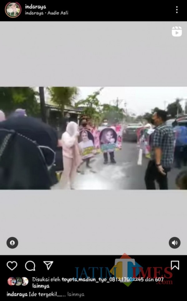 Wawali Kota Madiun Inda Raya Dihadang Warga, Ditaburi Bedak di Jalan Raya