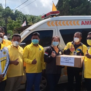 Yellow Clinic Golkar Gerak Cepat Bantu Korban Erupsi Semeru, Bangun Posko Pengungsian dan Dapur Umum