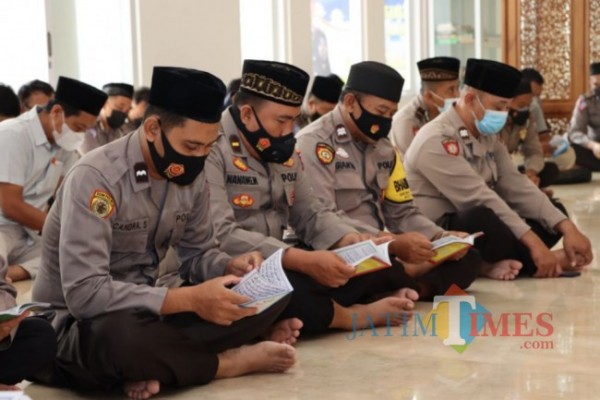 Binrohtal, Upaya Polres Tulungagung Tingkatkan Iman dan Taqwa Anggota dan PNS Polri