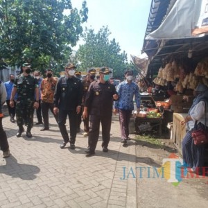 Sidak Sejumlah Pasar Rakyat, Bupati Tulungagung Pastikan Stok Bahan Pokok Aman hingga Puncak Libur Nataru