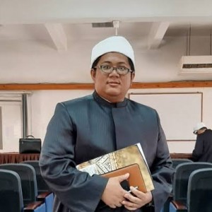 KH. Marzuki Mustamar Layak Menjadi Alternatif Pilihan Muktamirin