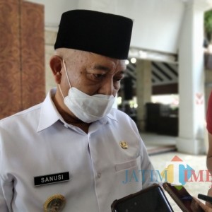 Masih Ada yang Tak Sinkron, Bupati Sanusi Minta Kades Pahami Regulasi Keuangan Desa