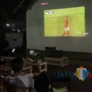 Berkah Final AFF 2020, Persewaan Proyektor di Tulungagung Laris Manis