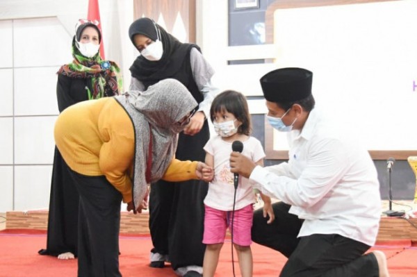 Santuni 271 Anak Yatim akibat Covid-19, Wali Kota Kediri Jamin Pendidikannya hingga SMA